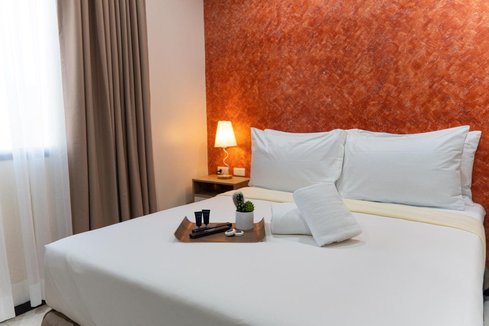 Dccco Hotel Dumaguete City Zewnętrze zdjęcie